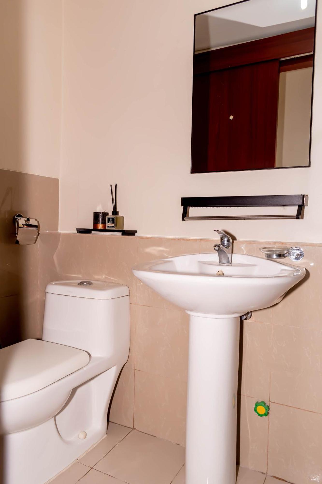 Amora Suites At The Beacon Makati Manila Ruang foto
